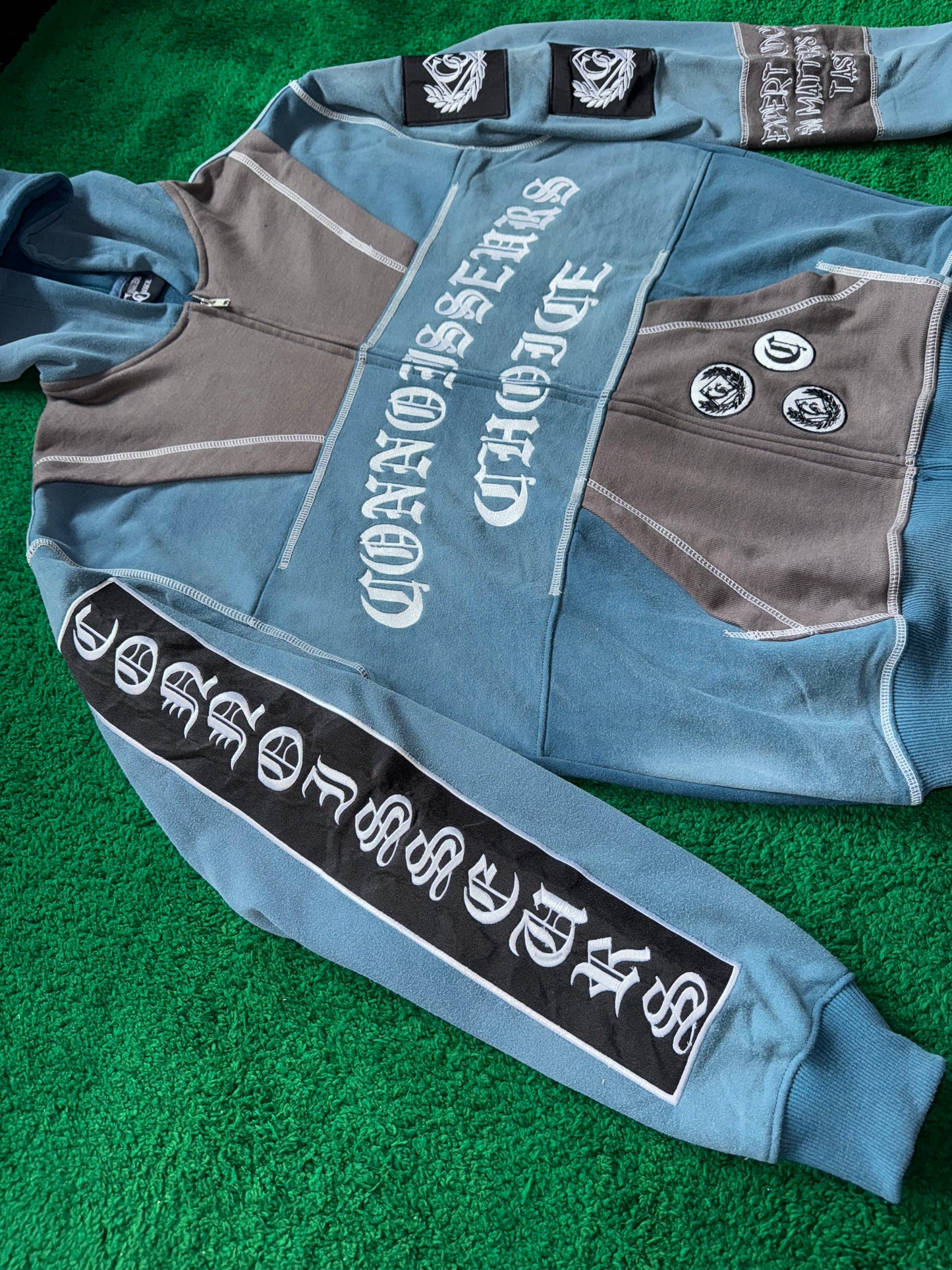 Connoisseurs All Season Sweatsuit