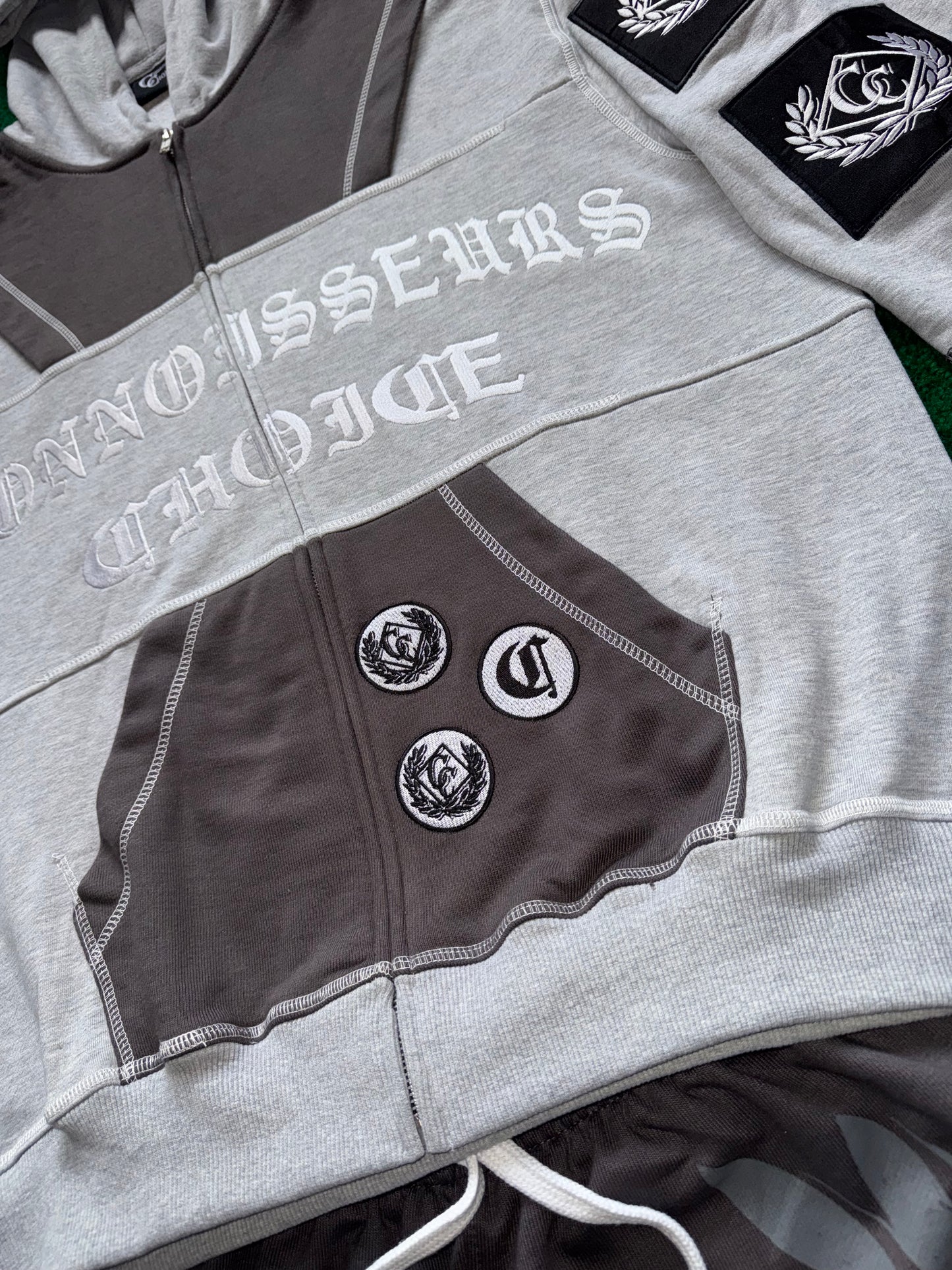 Connoisseurs All Season Sweatsuit