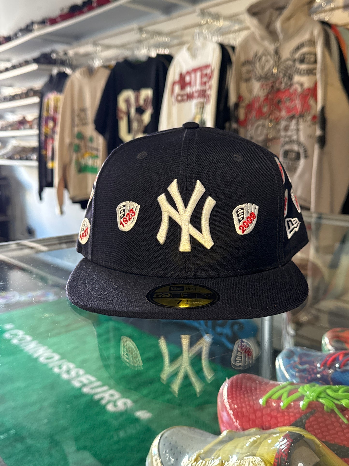 New York Yankees Gloves Hat A Spike Lee Joint